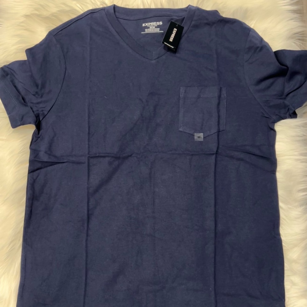 Express v neck
